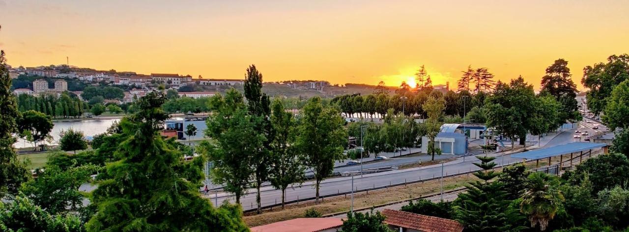 Stylish And Elegant Studio - Best View And Location In Coimbra Downton Esterno foto