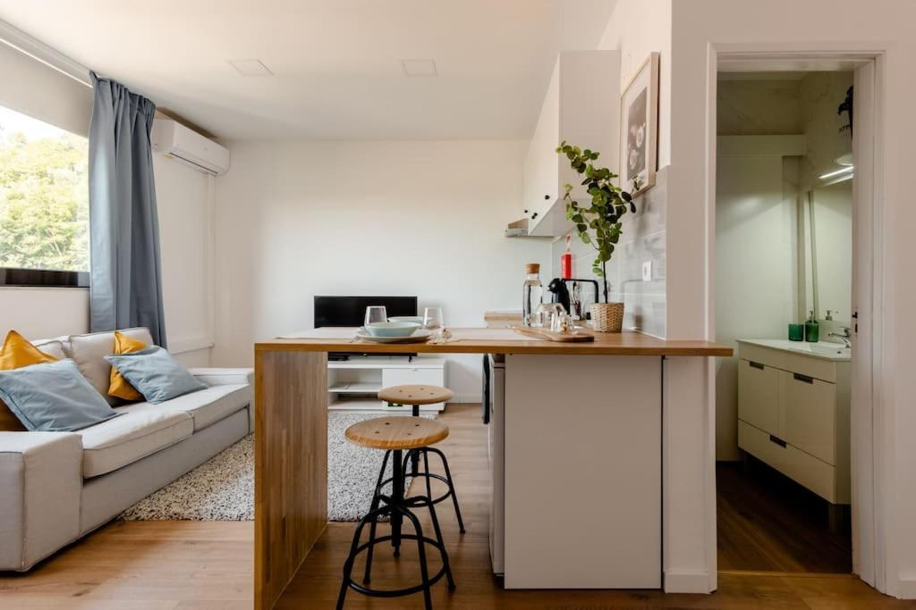 Stylish And Elegant Studio - Best View And Location In Coimbra Downton Esterno foto